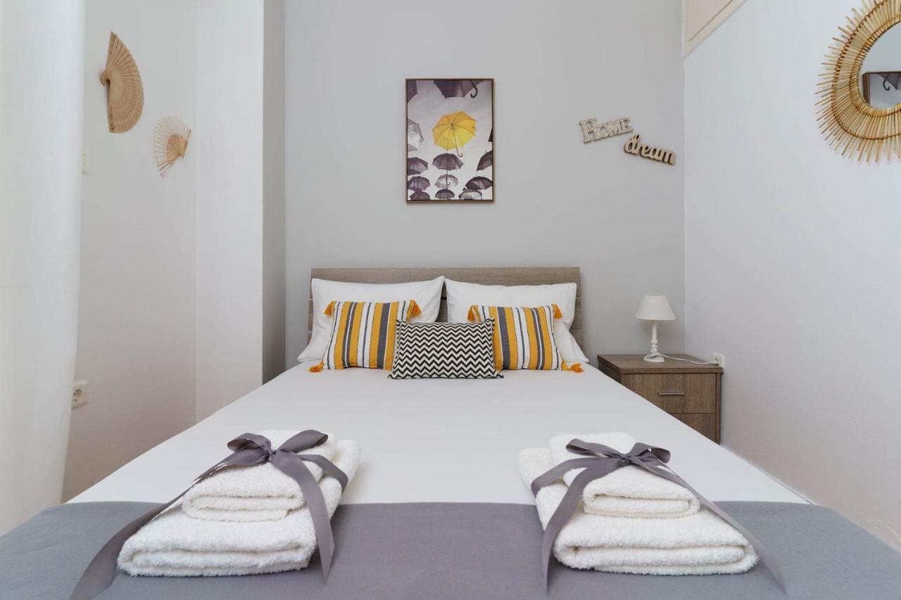 Chris'S Best Apartment In Афины Экстерьер фото