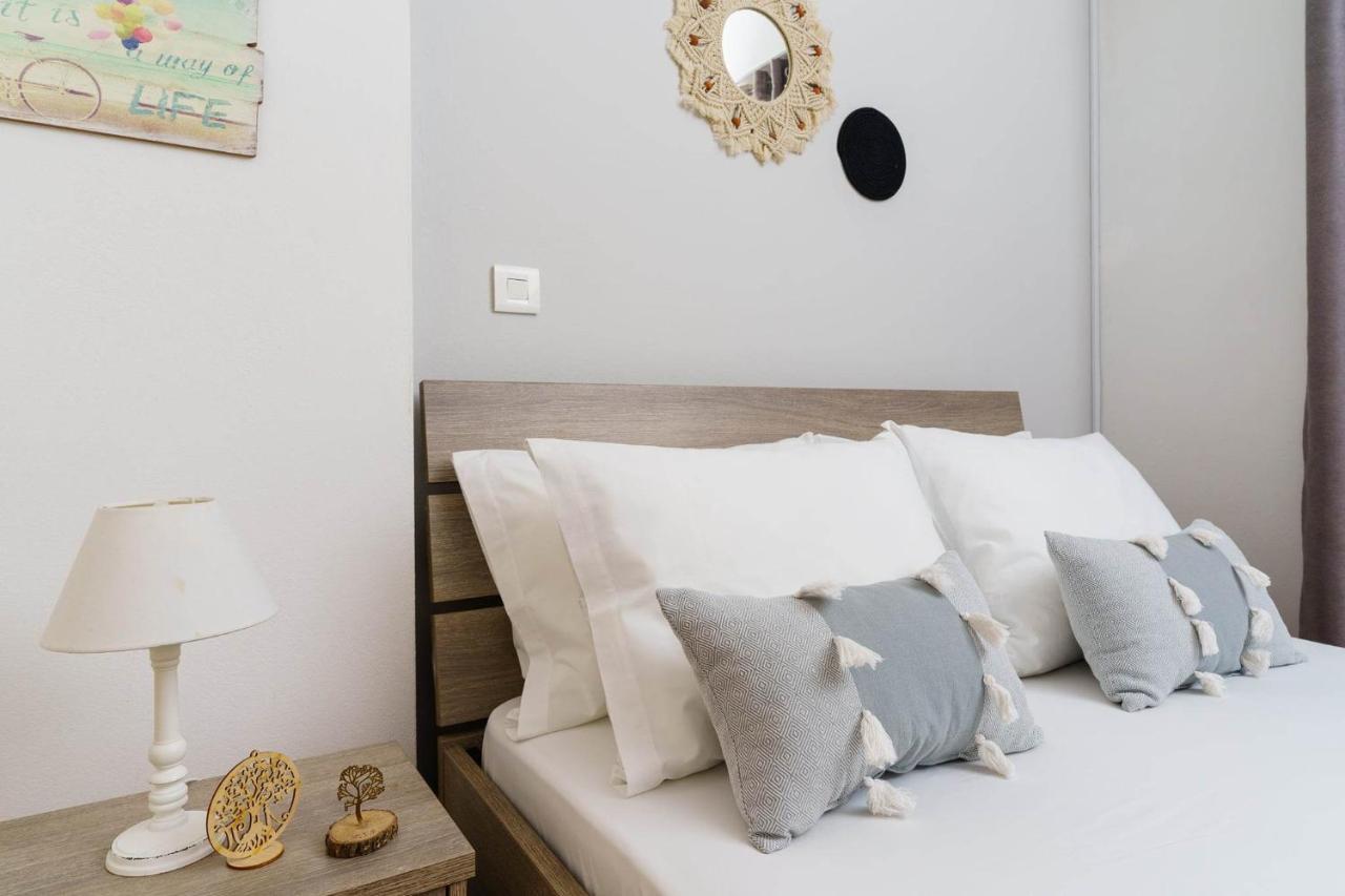 Chris'S Best Apartment In Афины Экстерьер фото