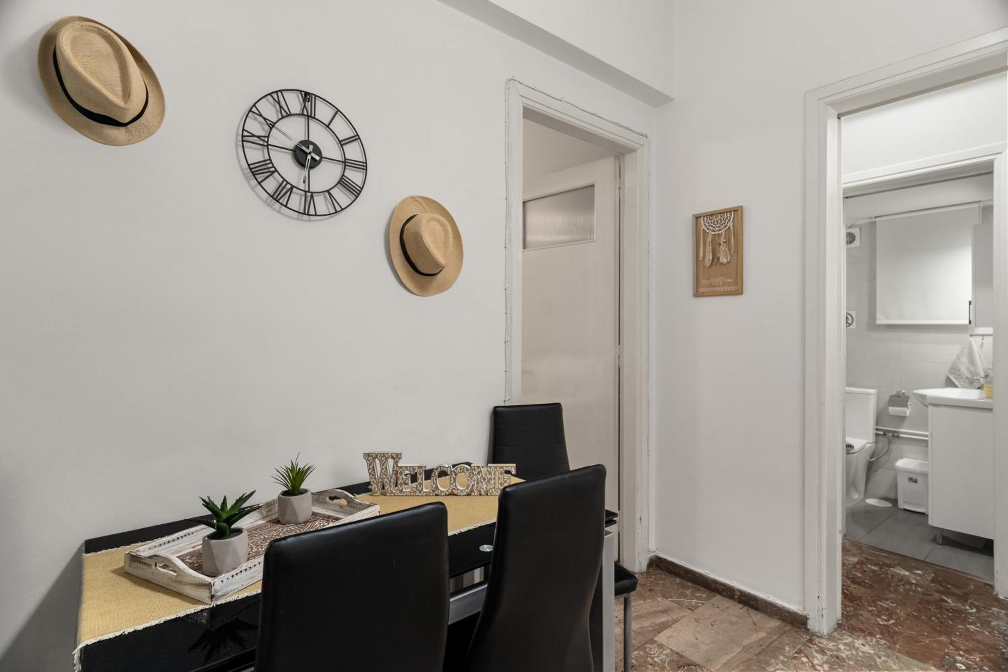 Chris'S Best Apartment In Афины Экстерьер фото